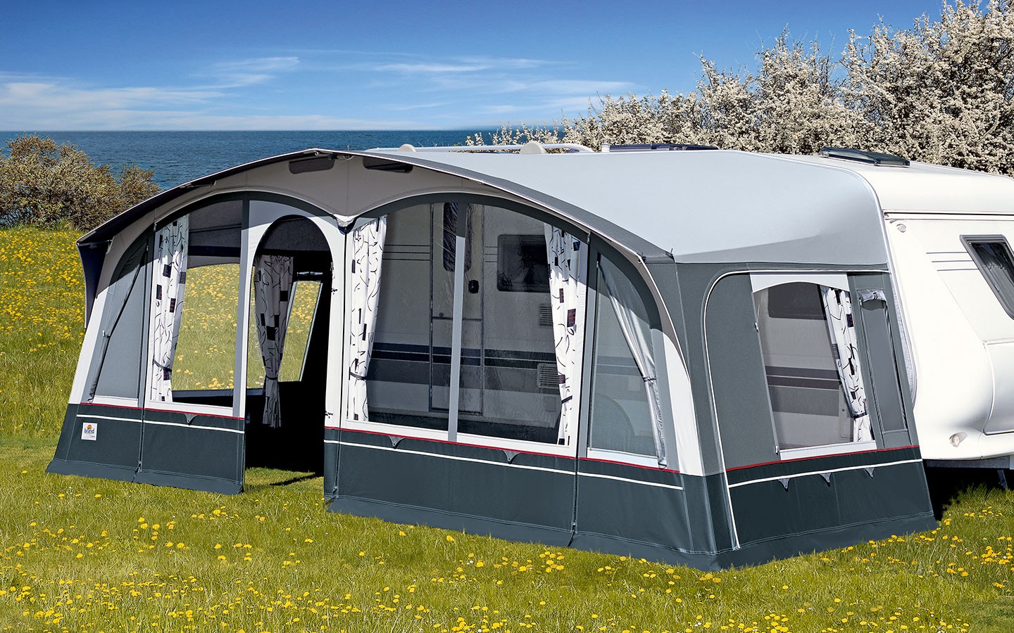 Caravaneck Porta Westfalica - Brand Vorzelte Arcade - Ihr Ansprechpartner für Wohnwagen und Freizeitfahrzeuge