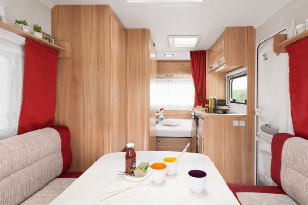 Starlett-Comfort-Sterckeman-Caravaneck-Innenraum Sterckeman Wohnwagen Starlett Comfort - Caravaneck Porta Westfalica